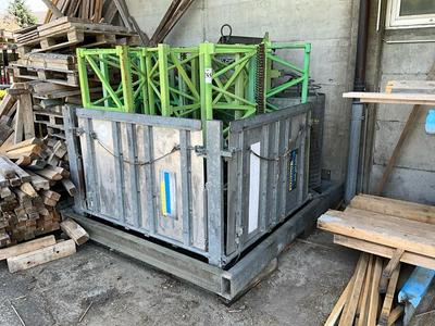 Übersichtsbild von construction elevator